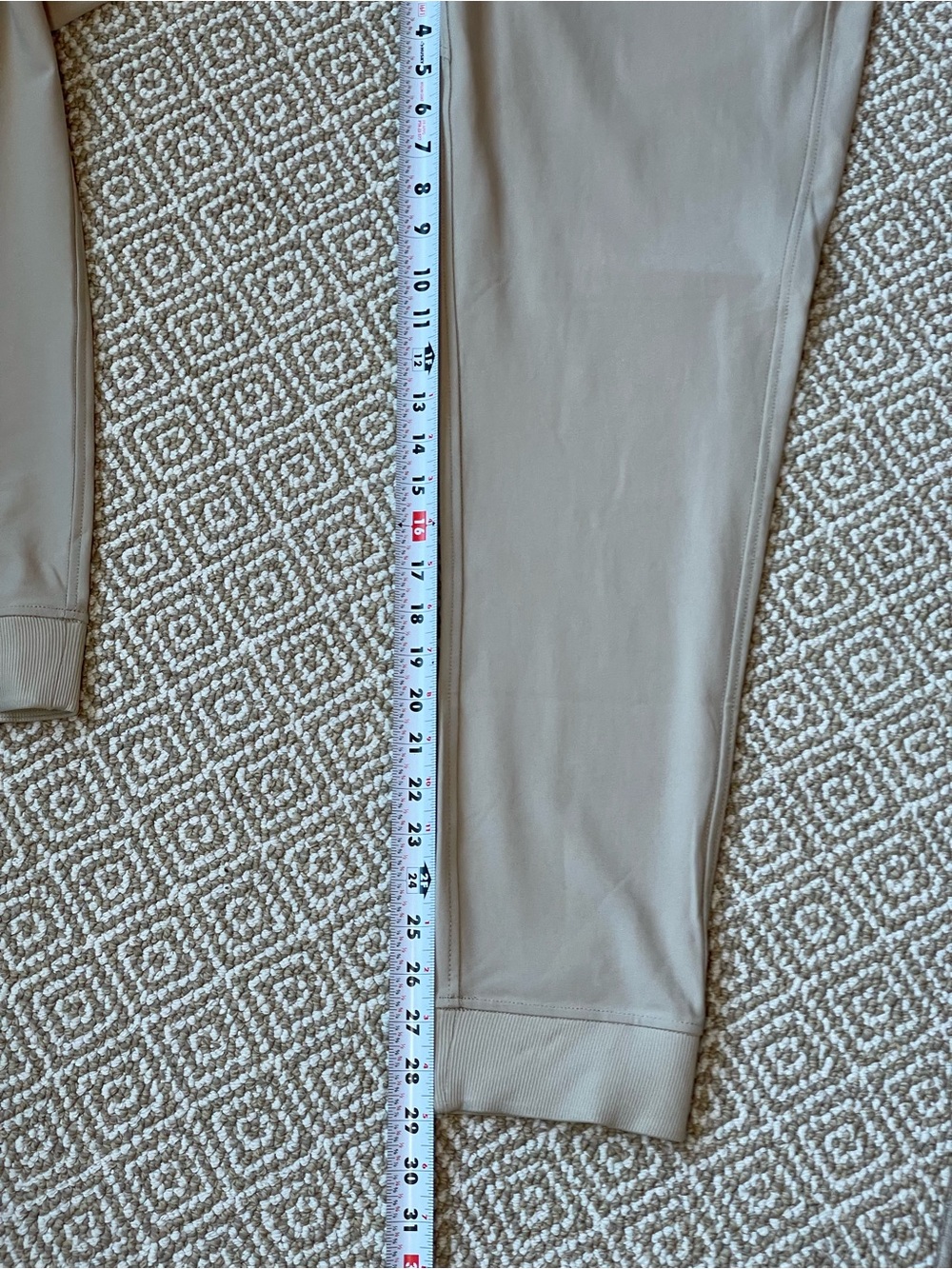 Birddogs Men's Jogger Pants Size L Khaki Tan Wayne Regretzkys Boomstick - Picture 7 of 8